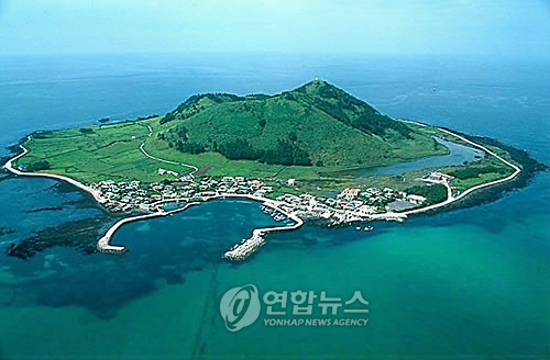 An Honest Planner for a Day Trip to Jeju Udo Island from Seongsan — photo from Korean media