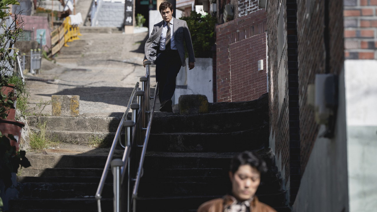 Examining No Other Choice: A Korean Film Review from Seoul — official backdrop from TMDB