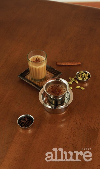 Seoul's Hidden Cafes Worth the Detour for Coffee Lovers — photo from Korean media