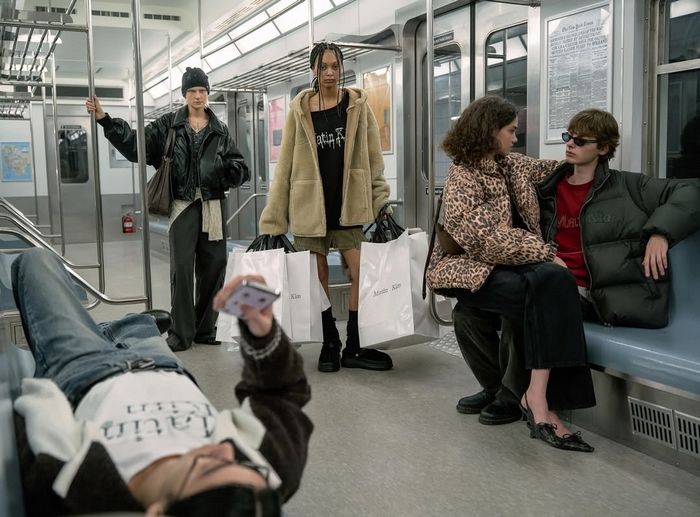 The Matin Kim Shoulder Bag: Seoul's Defining IT Bag of the Late 2020s — photo from Korean media